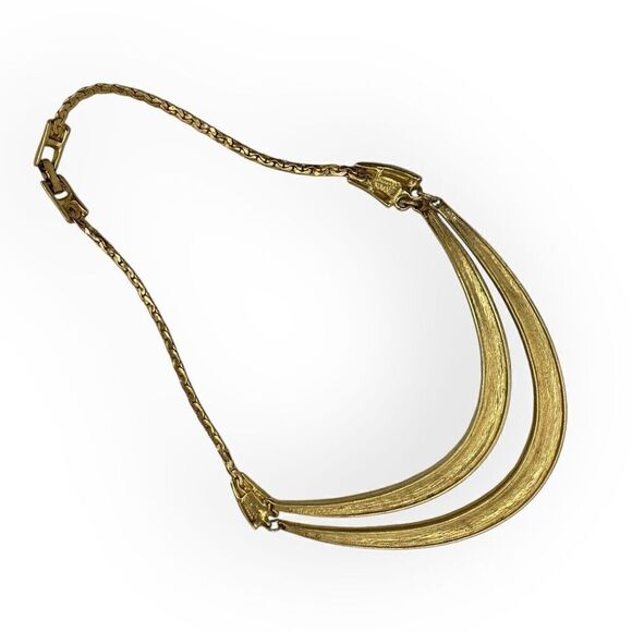 Vintage necklace with 2 rows of faux bone 14inch collar style - Picture 5 of 6